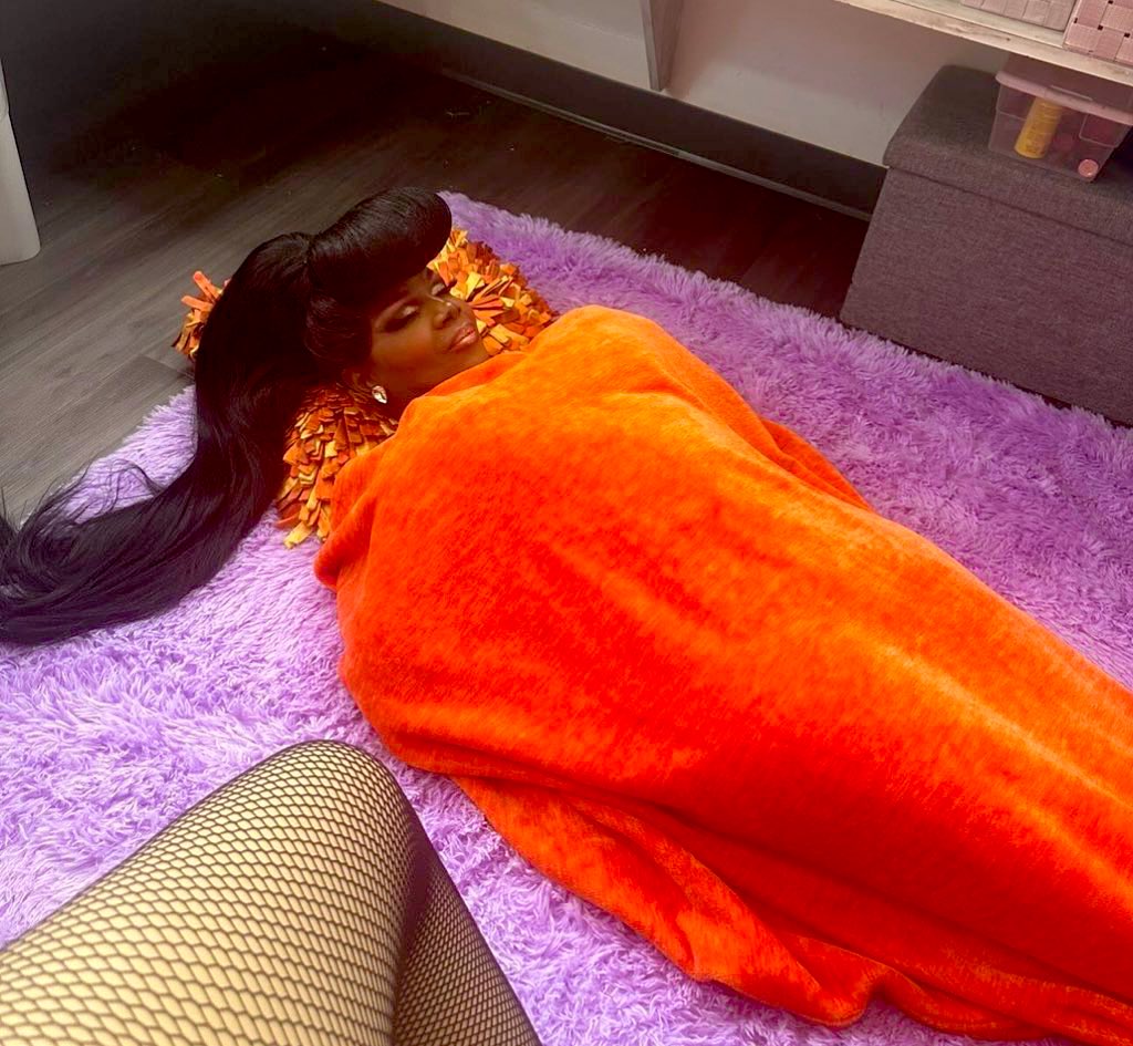 When your vibe says 'fashion' but your reality screams 'nap time.'
