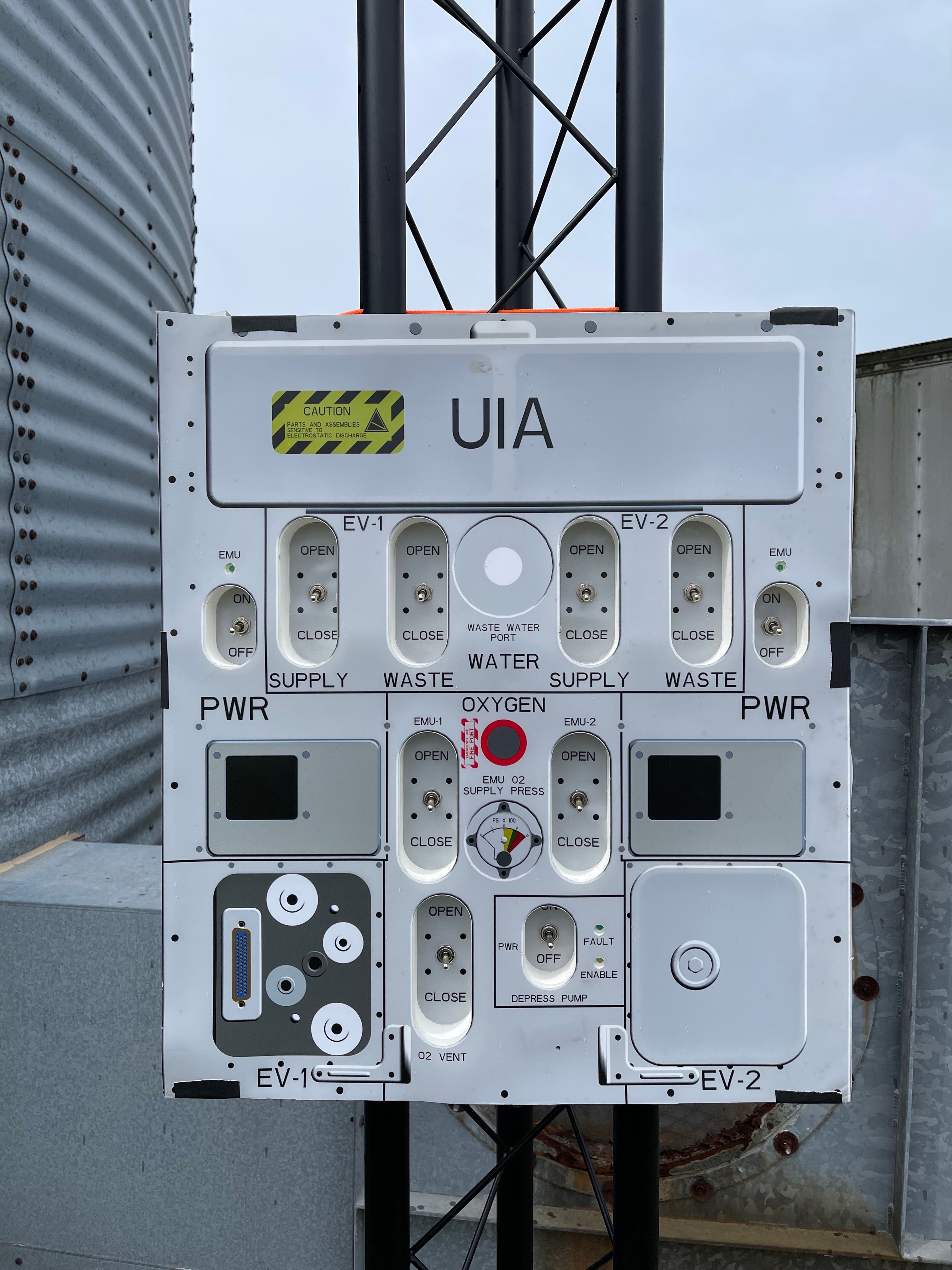 This control panel thinks it’s got more rizz than a Columbia frat bro.