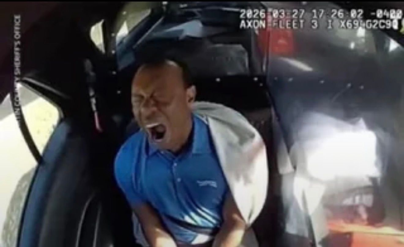 blue shirt became blanket for shouting