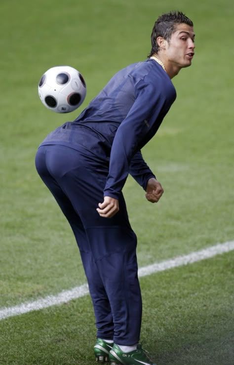Ball spawned here, mission: ruin dignity